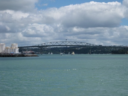 30 Auckland Harbour Bridge